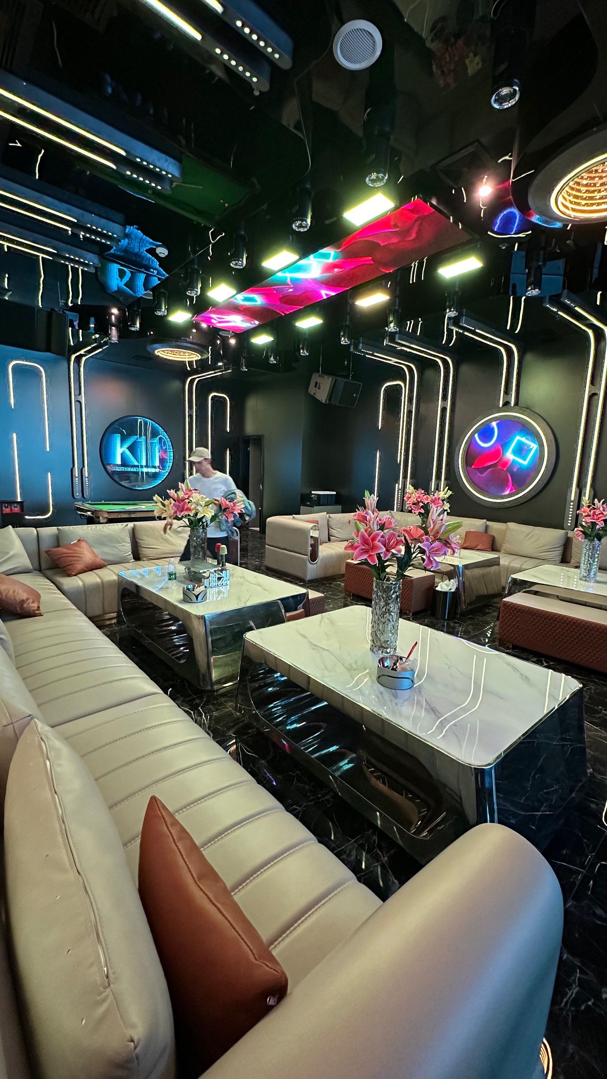 广元商务ktv多少钱一个小时价格解析-旺苍县ktv预订